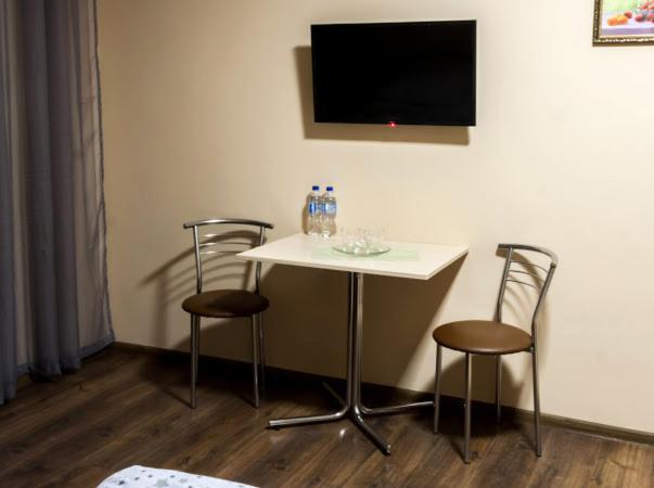 Hotel 7/24 Brovary Luaran gambar