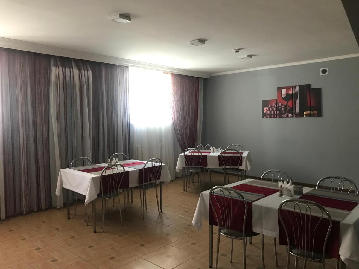Hotel 7/24 Brovary Luaran gambar